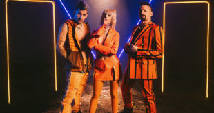 "Cachito", Danna Paola ft Mau e Ricky
