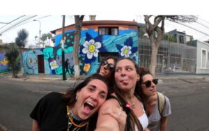 proteste perù le turiste italiane