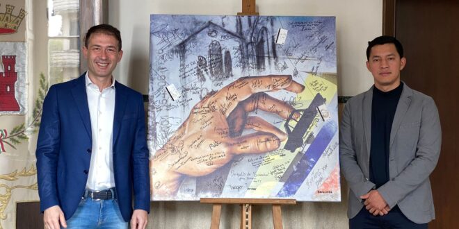 Boris Veliz e il sindaco di Sesto San Giovanni Di Stefano
