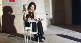 Rossella de Cicco  poetessa performer