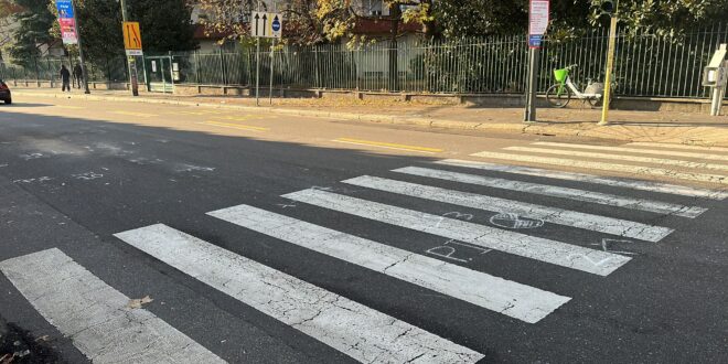 Donna investita viale Serra