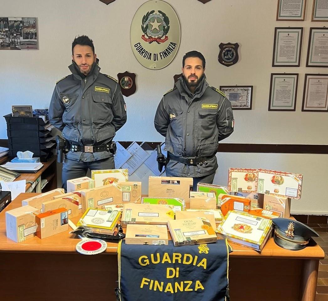 I sigari cubani sequestrati a Como